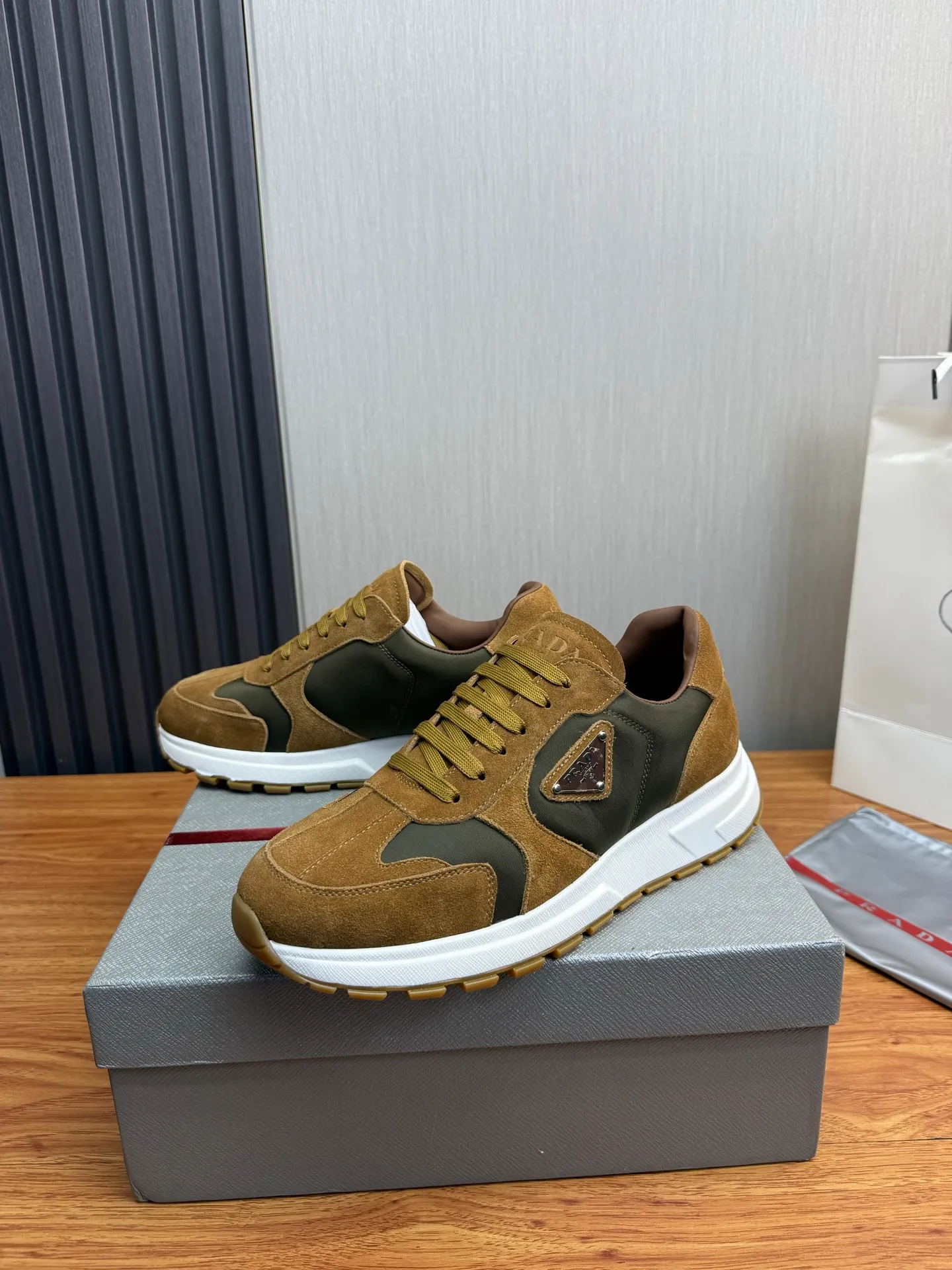 Men's shoes 560💰 [PRADA] Popular items in men's shoe counters, synchronized with the official website, 1 high-quality shipment ✔️Original cowhide + cowhide lining, 1🆚1 replica, original sole, 38-45 (45 customized, non-refundable)